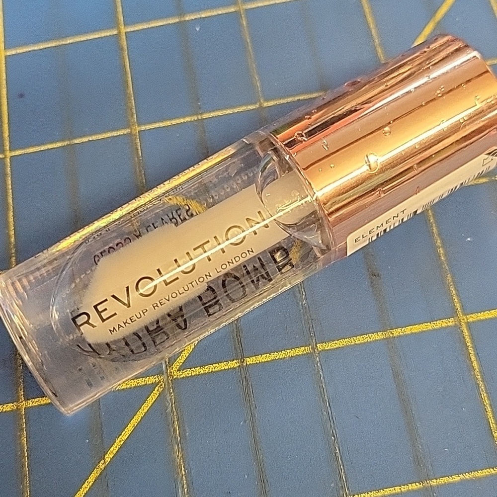 Revolution Lip Gloss Hydra Bomb Vit E 4.6ml New Sealed Tube - Element